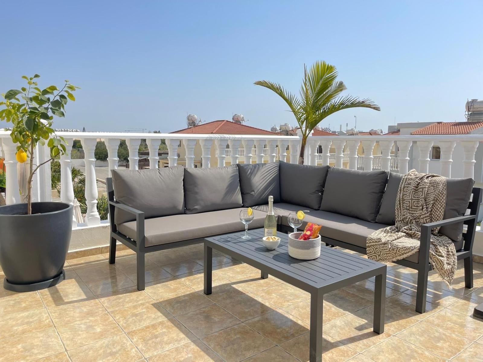 Apartament Star In Front Nissi Whit Sea View